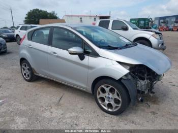  Salvage Ford Fiesta