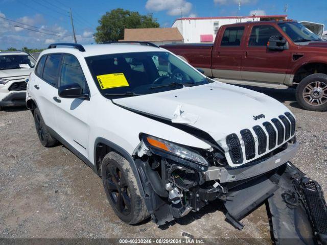  Salvage Jeep Cherokee