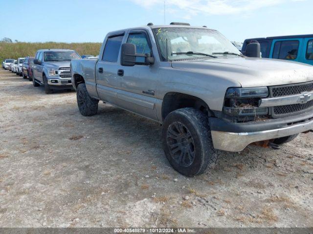  Salvage Chevrolet Silverado 2500