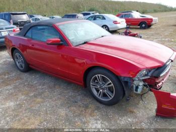  Salvage Ford Mustang