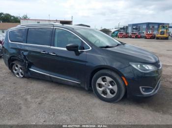  Salvage Chrysler Pacifica