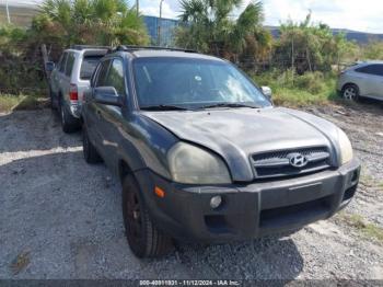  Salvage Hyundai TUCSON