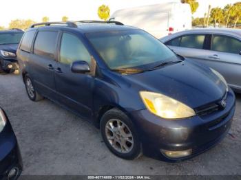  Salvage Toyota Sienna