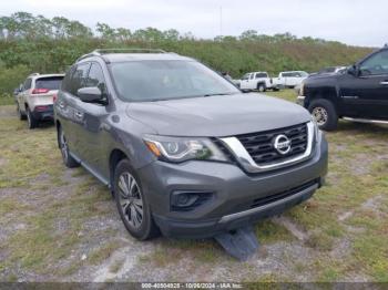  Salvage Nissan Pathfinder