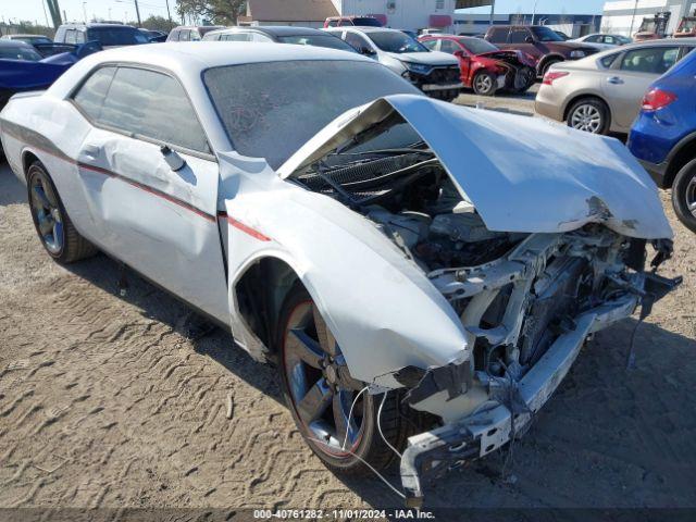  Salvage Dodge Challenger