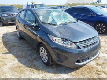  Salvage Ford Fiesta