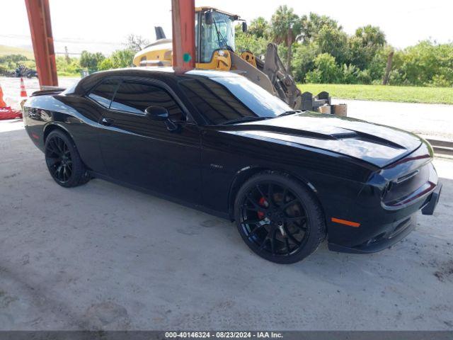  Salvage Dodge Challenger