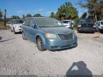  Salvage Chrysler Town & Country