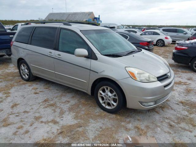  Salvage Toyota Sienna