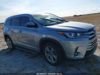  Salvage Toyota Highlander