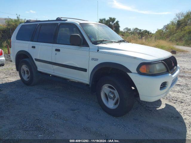  Salvage Mitsubishi Montero Sport