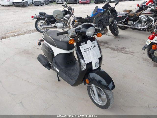  Salvage Kymco Usa Inc Compagno