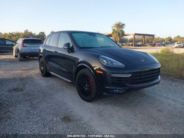  Salvage Porsche Cayenne