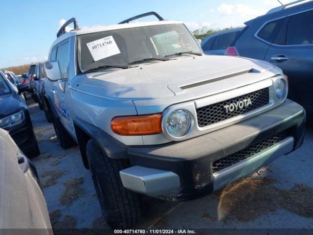  Salvage Toyota FJ Cruiser