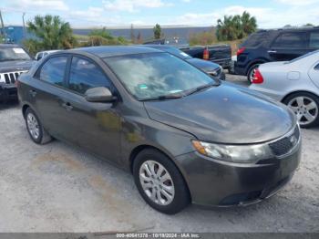  Salvage Kia Forte