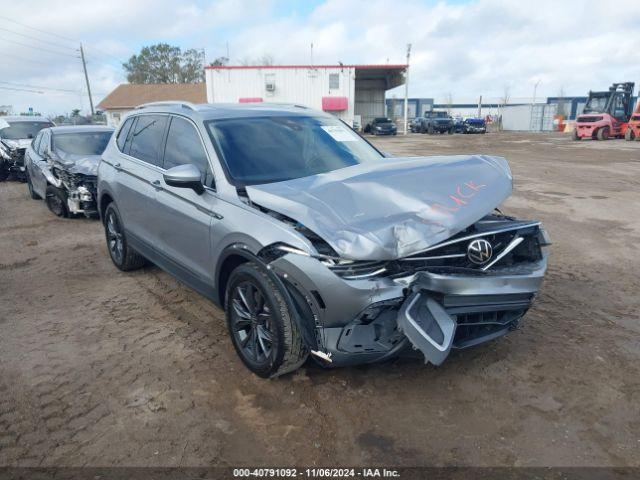  Salvage Volkswagen Tiguan