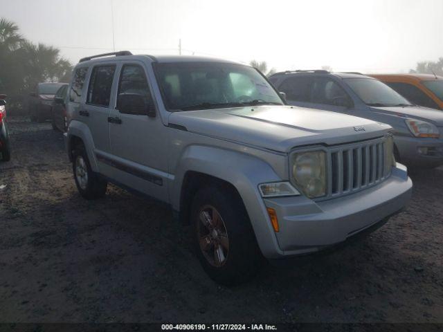  Salvage Jeep Liberty