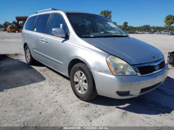  Salvage Kia Sedona