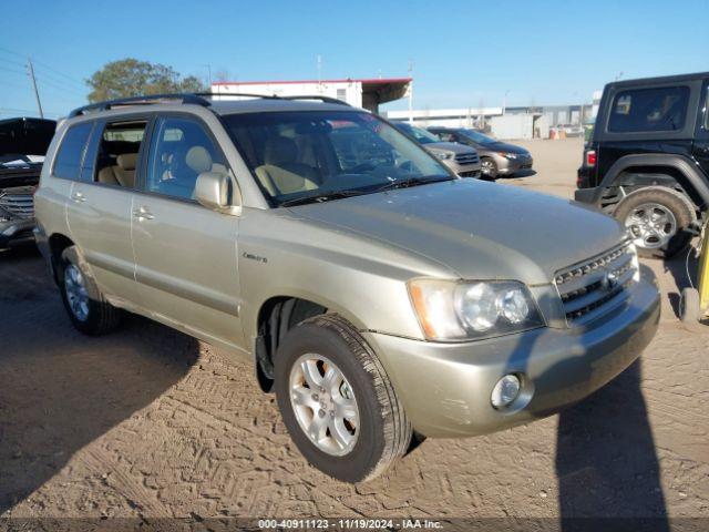  Salvage Toyota Highlander