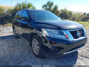  Salvage Nissan Pathfinder