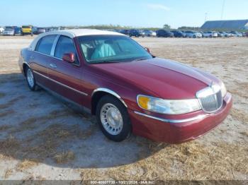  Salvage Lincoln Towncar