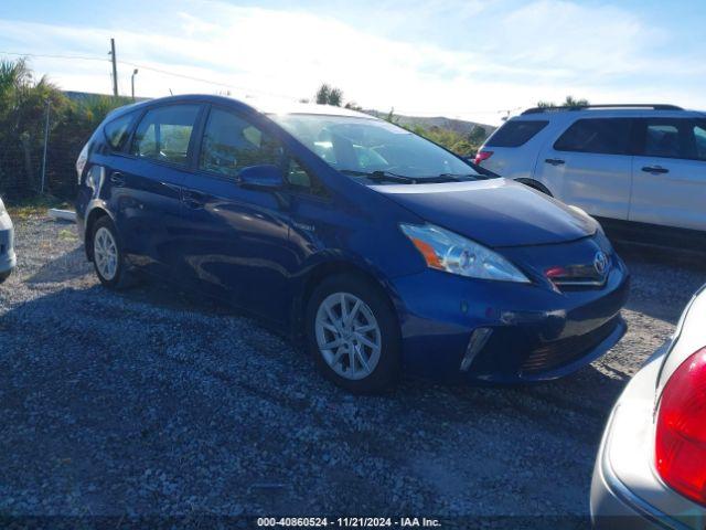  Salvage Toyota Prius v