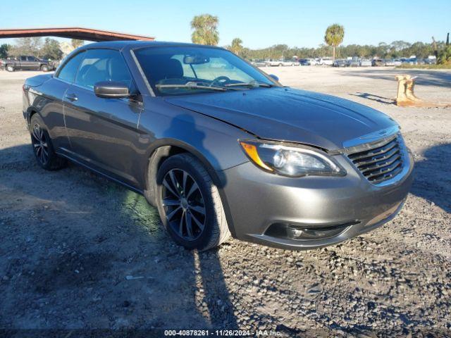  Salvage Chrysler 200