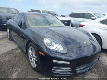  Salvage Porsche Panamera