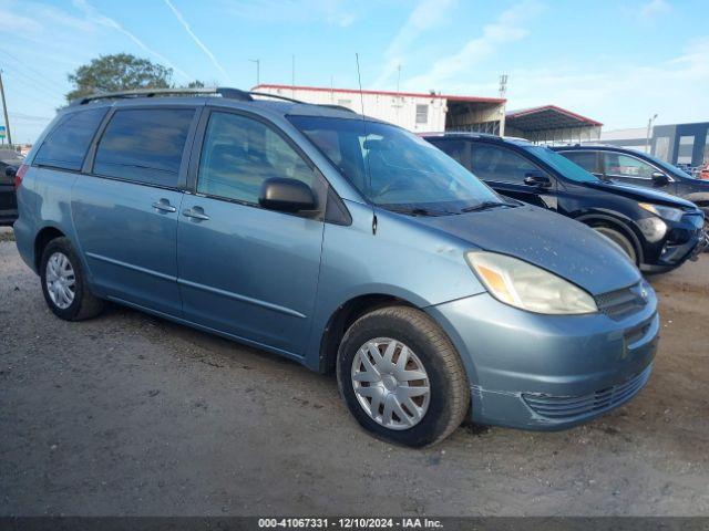  Salvage Toyota Sienna