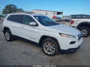  Salvage Jeep Cherokee