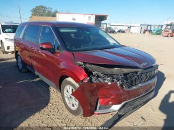  Salvage Kia Carnival