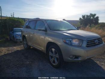  Salvage Toyota Highlander