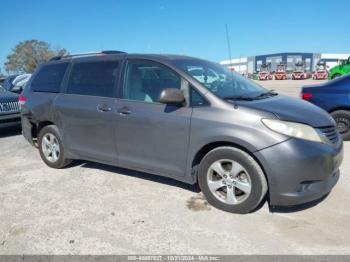  Salvage Toyota Sienna