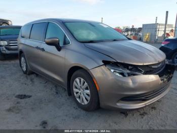  Salvage Chrysler Pacifica