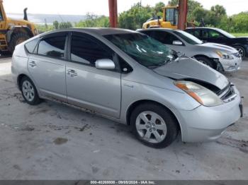  Salvage Toyota Prius