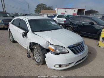  Salvage Chrysler 200