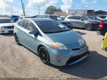  Salvage Toyota Prius