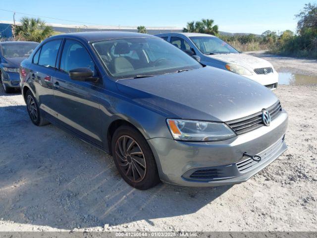  Salvage Volkswagen Jetta