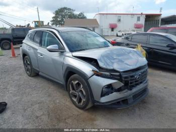  Salvage Hyundai TUCSON