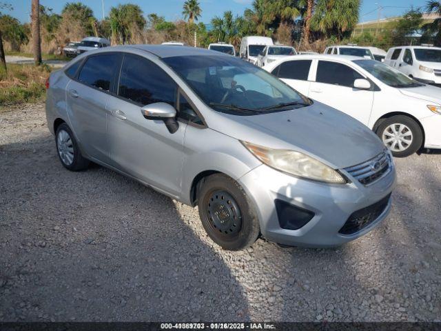  Salvage Ford Fiesta