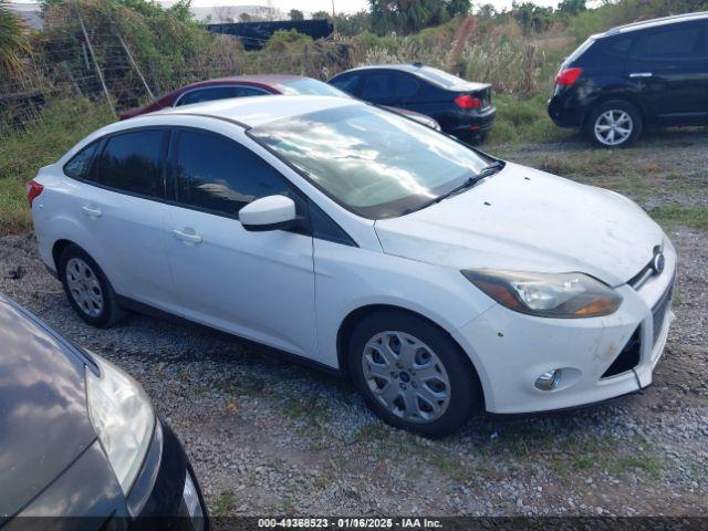  Salvage Ford Focus