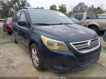  Salvage Volkswagen Routan