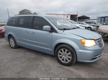  Salvage Chrysler Town & Country