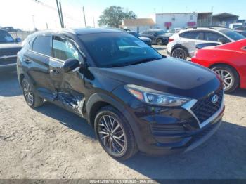  Salvage Hyundai TUCSON