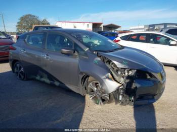  Salvage Nissan LEAF