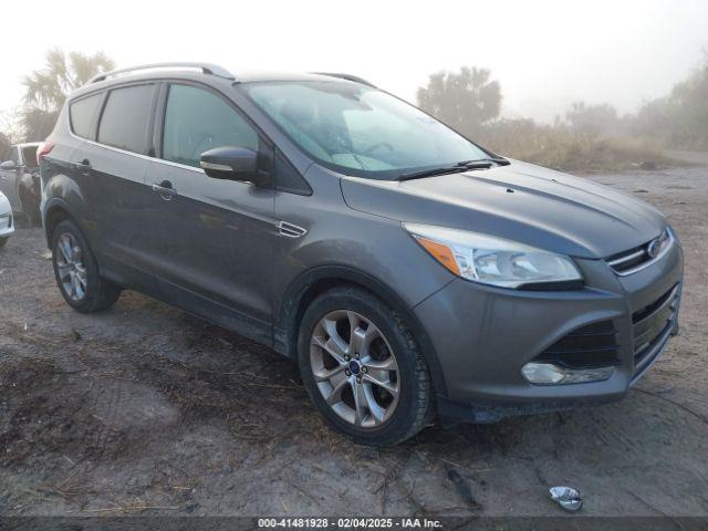  Salvage Ford Escape