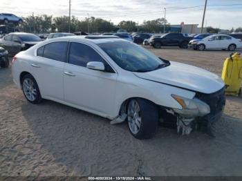  Salvage Nissan Maxima