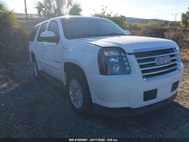  Salvage GMC Yukon