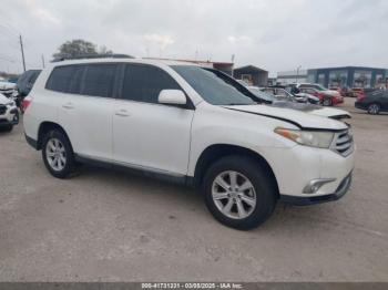  Salvage Toyota Highlander