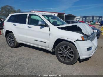  Salvage Jeep Grand Cherokee